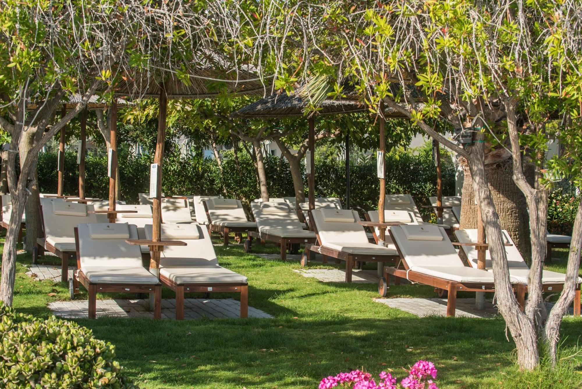 Corissia Beach Hotel Georgioupoli Exterior photo